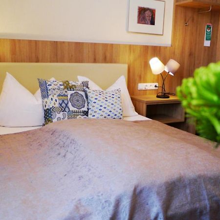 Hotel Grader Нойщад ан дер Валднаб Екстериор снимка